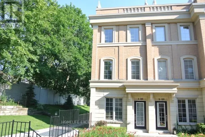 1 - 20 HARGRAVE LANE, Toronto