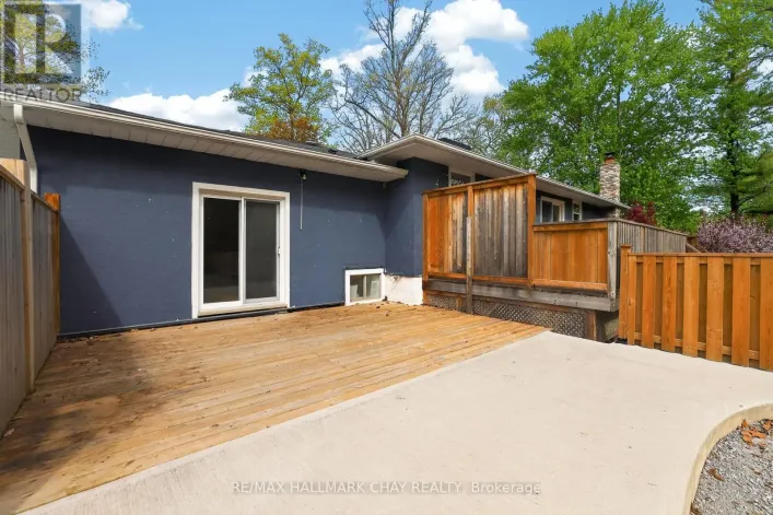 1 - 20469 YOUNG STREET, East Gwillimbury