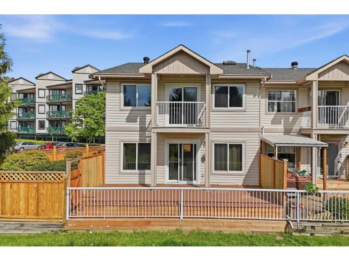 1 20484 53 AVENUE, Langley