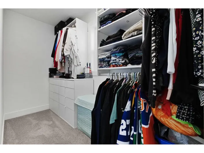 1 20680 76B AVENUE, Langley