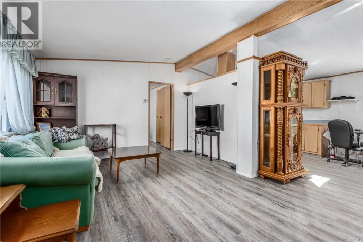 1 2200 Lambert Dr, Courtenay