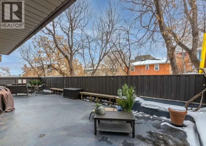 1, 2208 17A Street SW, Calgary