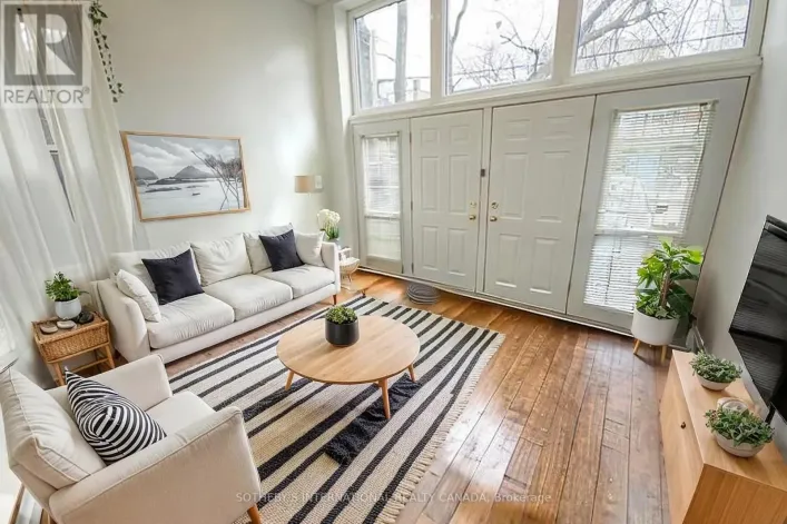1 - 227 BEVERLEY STREET, Toronto