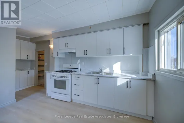 1 - 24 DUKE STREET, Brantford