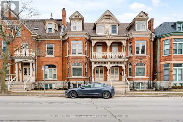 1 - 250 KING STREET E, Kingston