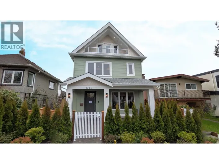 1 2528 TURNER STREET, Vancouver