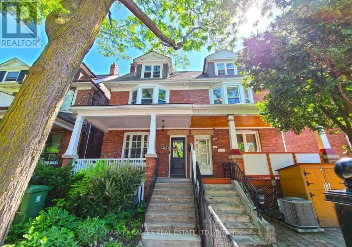 1 - 261 CRAWFORD STREET, Toronto