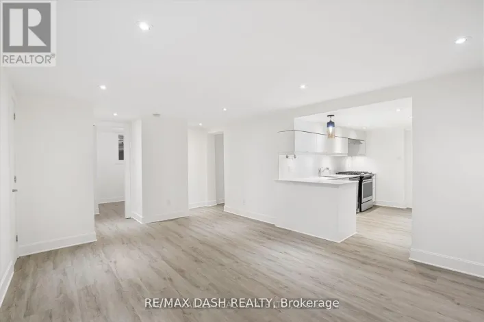 1 - 263 BOSTON AVENUE, Toronto