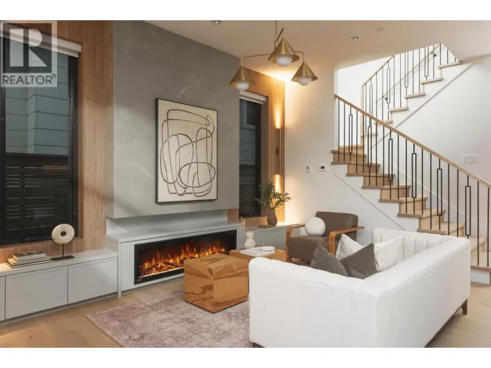 1 2684 OXFORD STREET, Vancouver