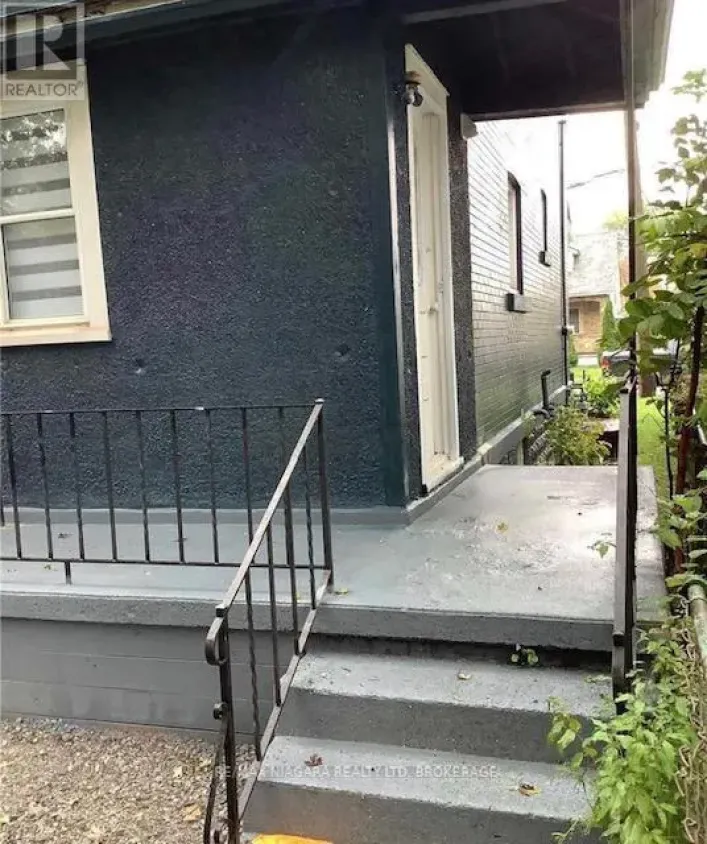 1 - 299 HELLEMS AVENUE, Welland