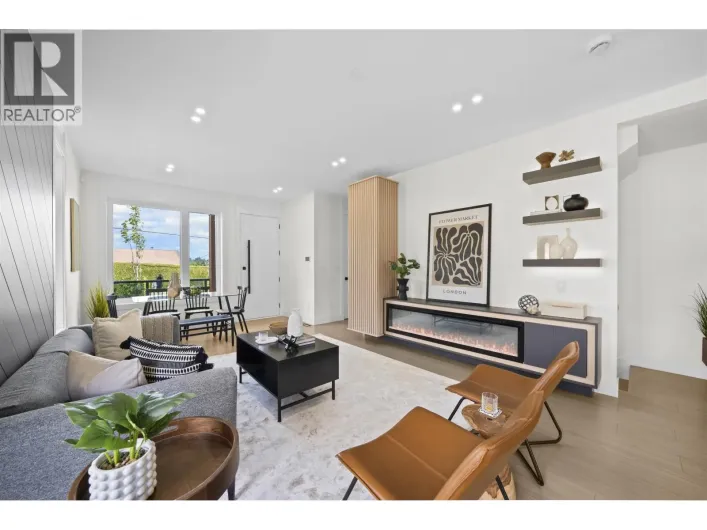 1 314 NELSON STREET, Coquitlam