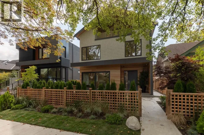 1 3186 W 11TH AVENUE, Vancouver