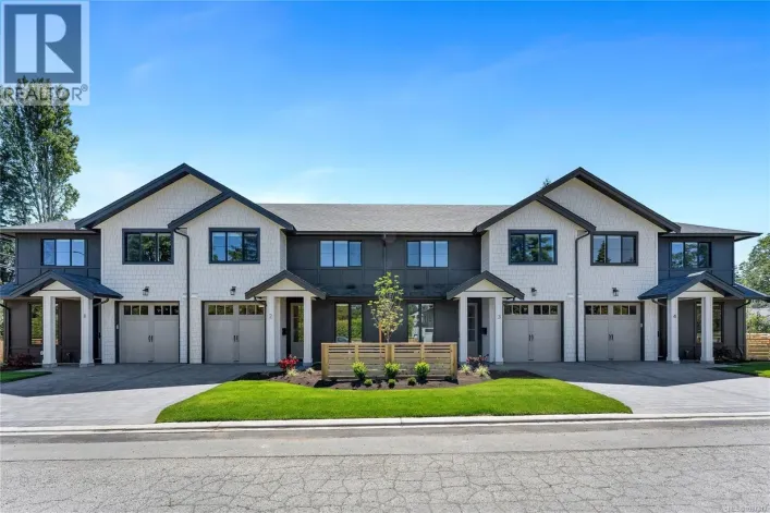 1 3333 Henderson Rd, Oak Bay