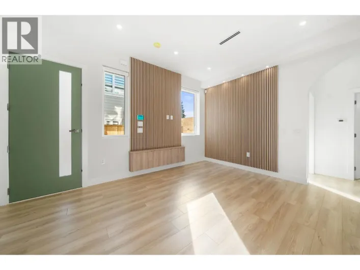 1 3583 HAIDA STREET, Vancouver