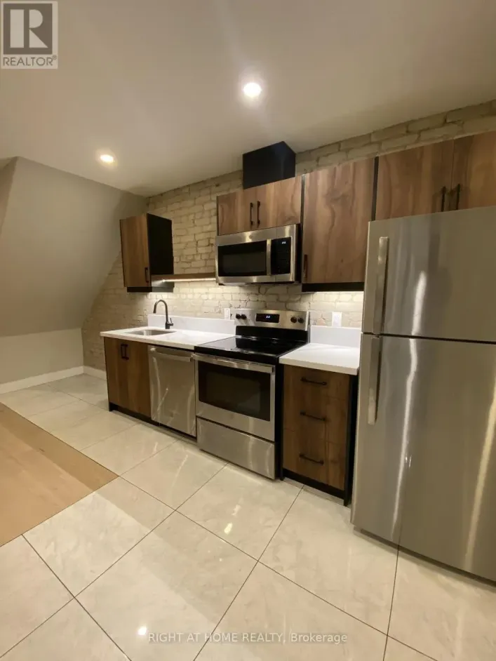 1 - 363 PARKSIDE DRIVE, Toronto