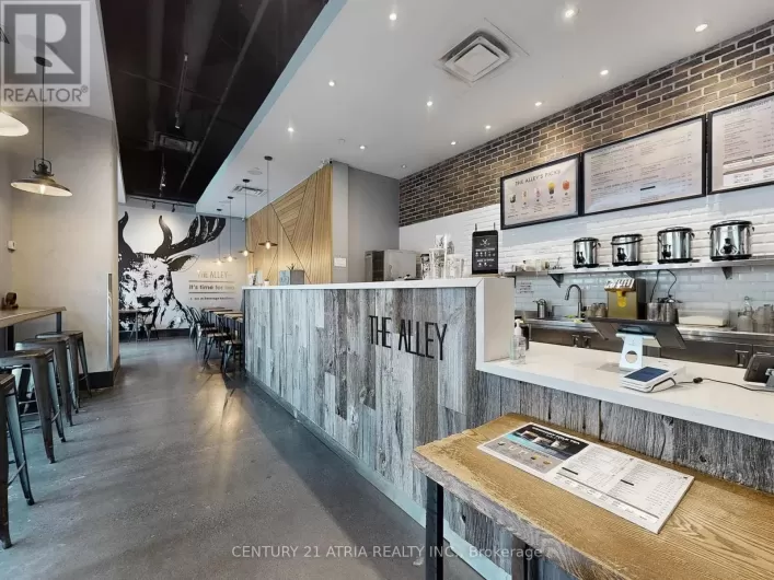 1 - 382 YONGE STREET, Toronto