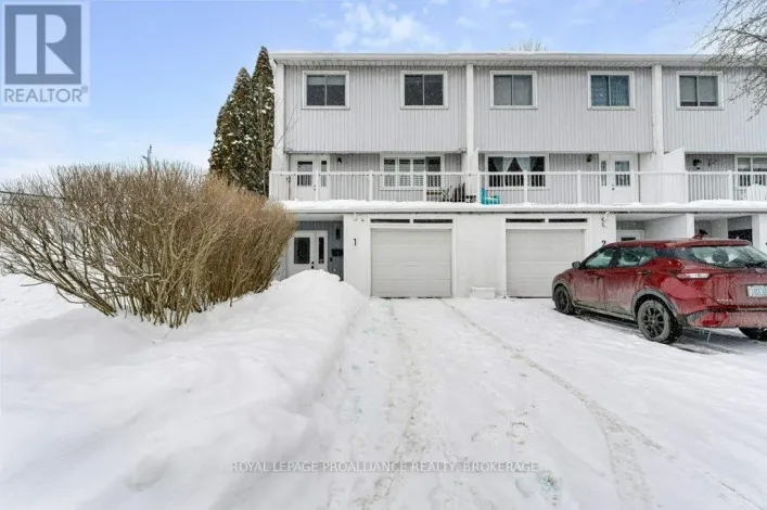 1 - 4427 BATH ROAD, Loyalist