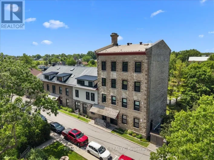 1 - 45 MILL STREET, Carleton Place