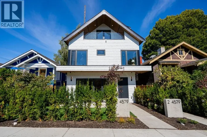 1 4579 W 11TH AVE AVENUE, Vancouver