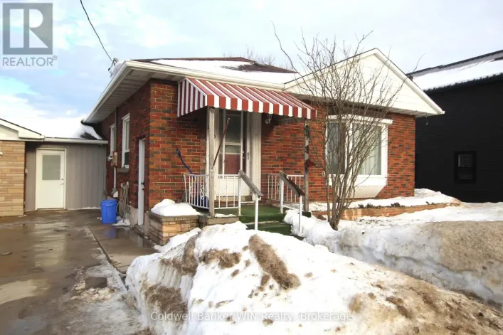 1 - 460 MAIN STREET N, Wellington North