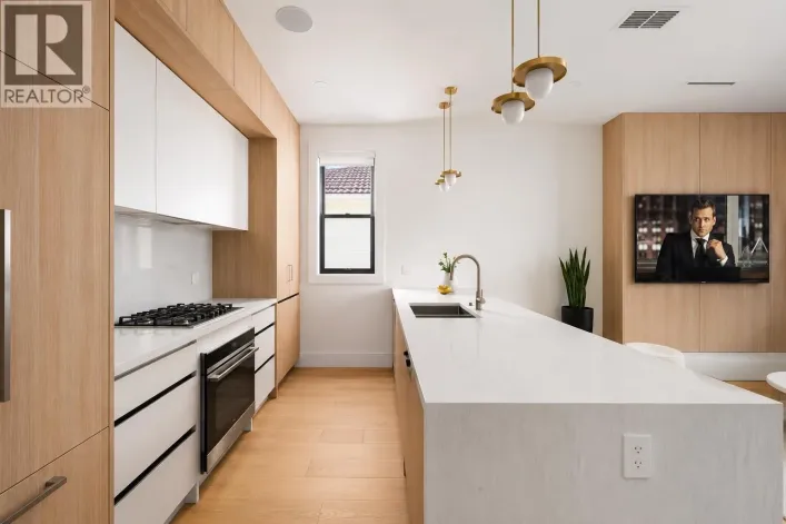 1 4828 ALBERT STREET, Burnaby