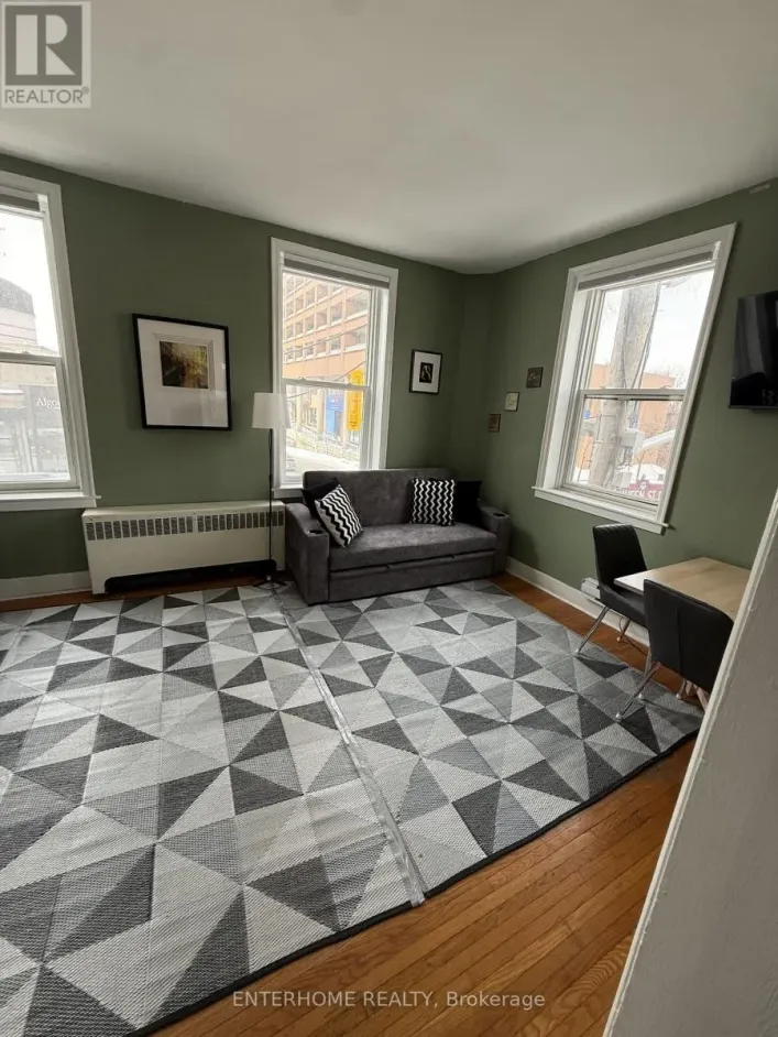 Apartment for rent: 1 - 51 QUEEN STREET EAST STREET, Brampton