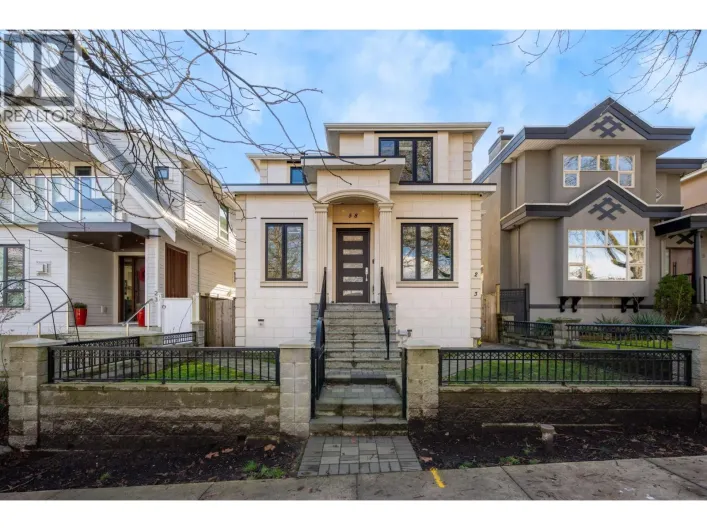 1 58 E 39TH AVENUE, Vancouver