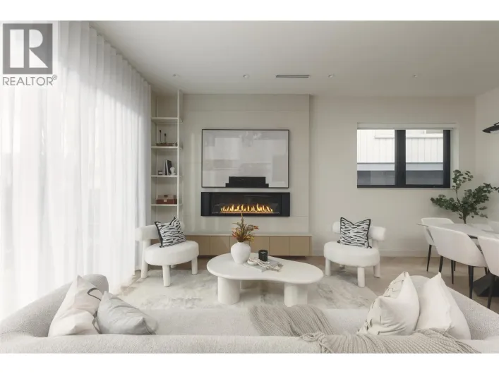 1 58 E 40TH AVENUE, Vancouver