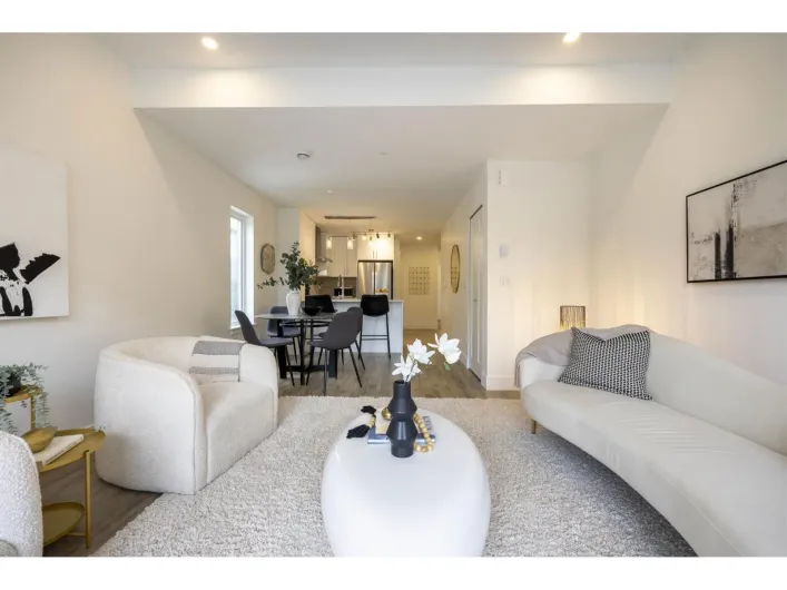 1 6328 KING GEORGE BOULEVARD, Surrey