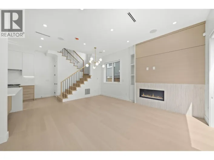 1 6461 E PRINCE EDWARD STREET, Vancouver