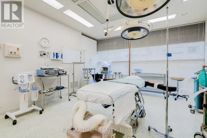 1 - 66 AVENUE ROAD, Toronto