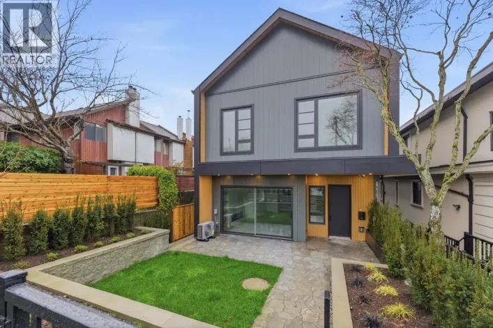 1 727 E 31ST AVENUE, Vancouver