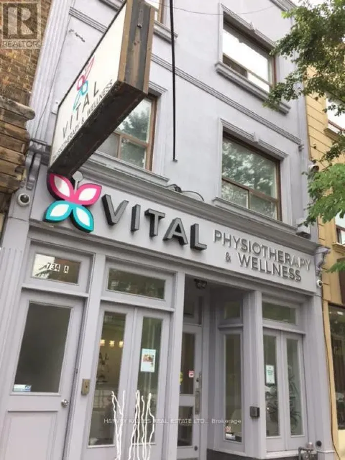 1 - 734 ST CLAIR AVENUE W, Toronto