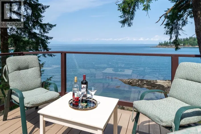 1 835 Sturdies Bay Rd, Galiano Island