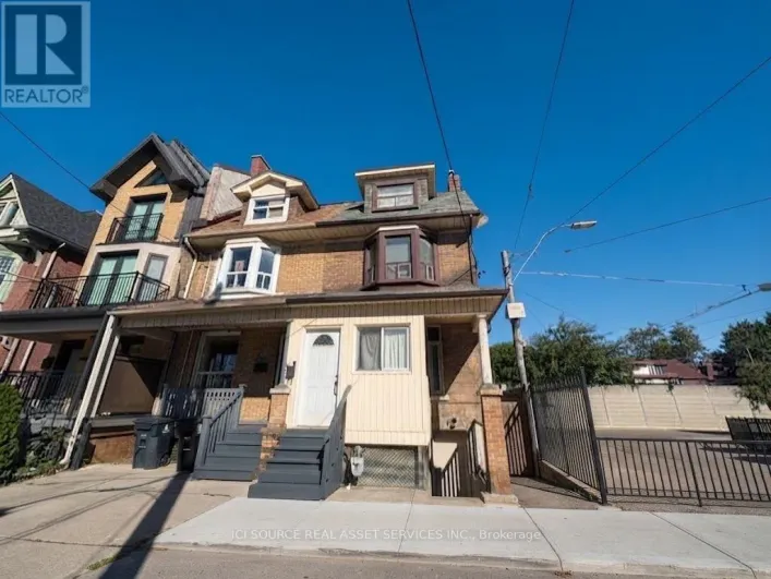 1 - 849 BATHURST STREET, Toronto