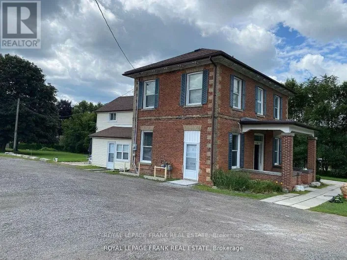1 - 859 DUNDAS STREET W, Whitby