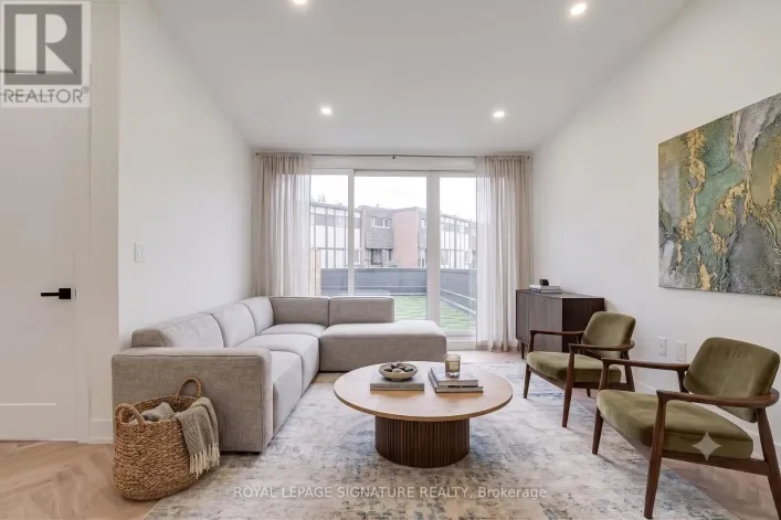 1 - 861 O'CONNOR DRIVE, Toronto