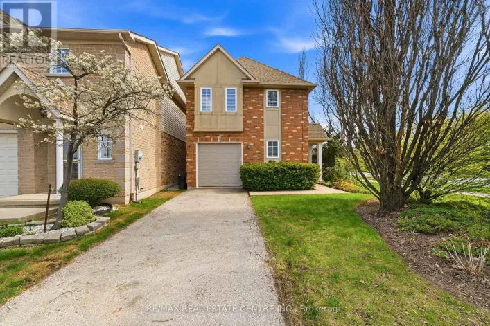 1 - 876 GOLF LINKS ROAD, Hamilton