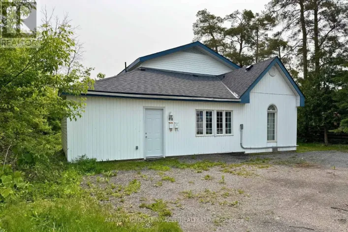 #1 - 88 ALBERT STREET S, Kawartha Lakes