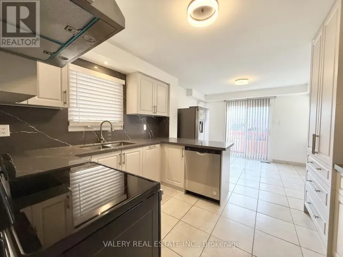 1 - 94 REED DRIVE, Ajax