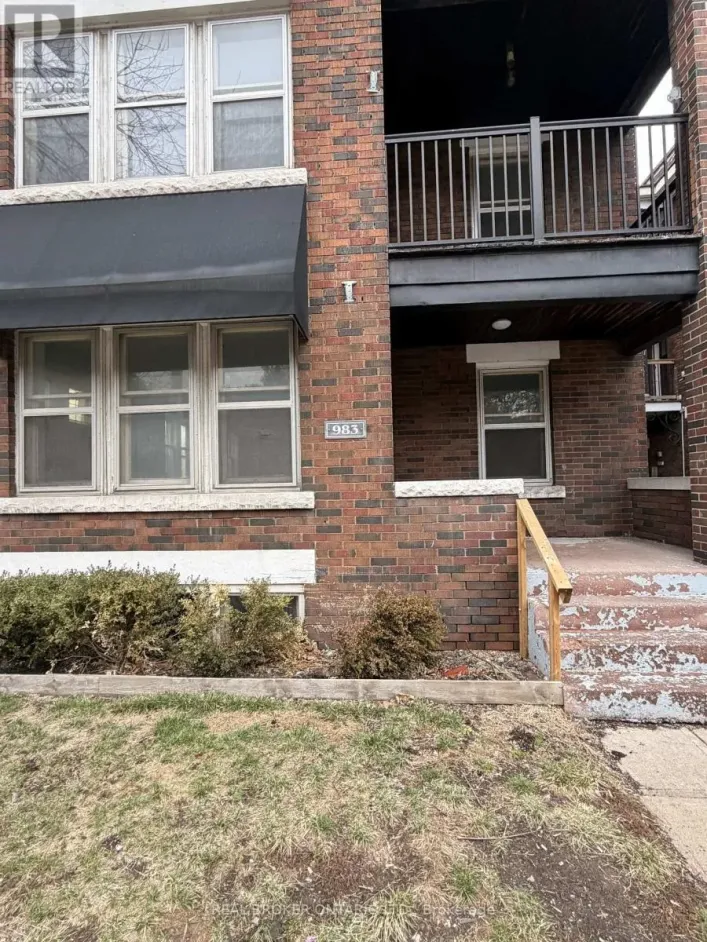 1 - 983 MAIN STREET E, Hamilton