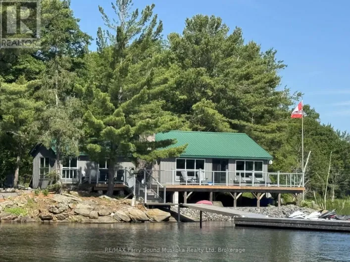 1 A15 ISLAND, The Archipelago