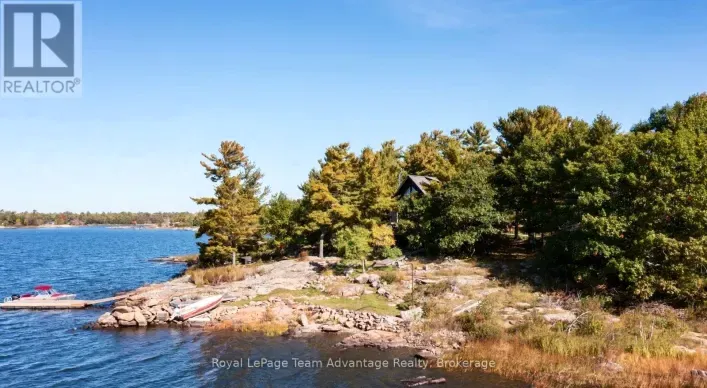 1 A20 ISLAND, The Archipelago
