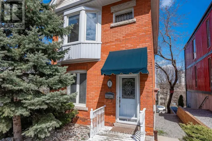 1 ARKLEDUN AVENUE, Hamilton