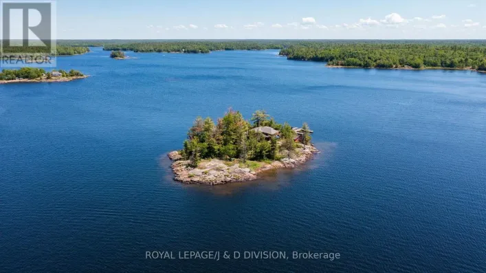 1 B254 EMERALD ISLAND, The Archipelago