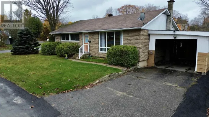 1 Balsam PL, Elliot Lake