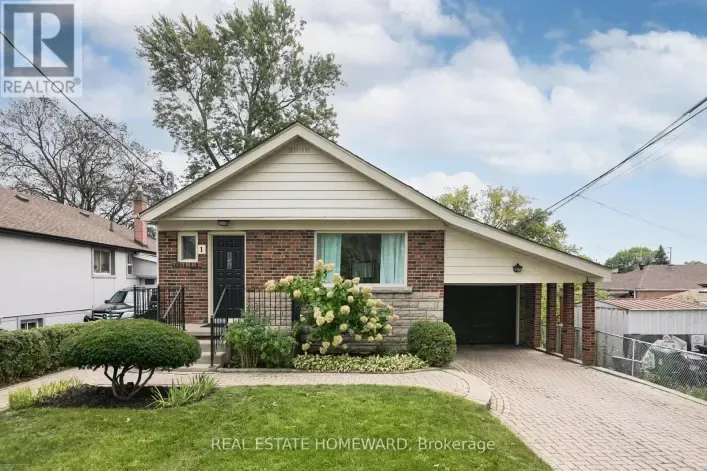 1 BASSETT AVENUE, Toronto