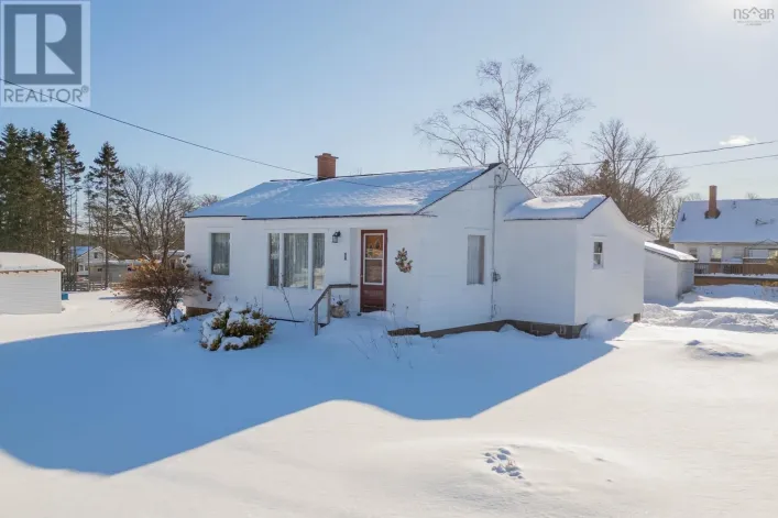 1 Boylston Avenue, Amherst