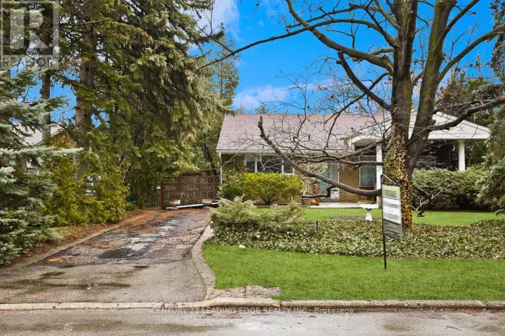 1 BRADGATE ROAD, Toronto