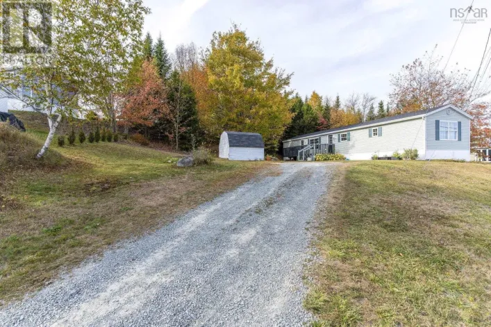 1 Bumpy Lane, Lake Echo